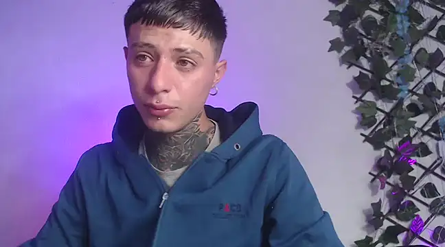 Snapshot of 7_Saturno_7 chatting on 02.22.25 7 Saturno 7 online show from 02.22.25