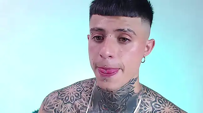 Snapshot of 7_Saturno_7 chatting on 02.28.25 7 Saturno 7 online show from 02.28.25