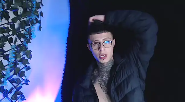 Snapshot of 7_Saturno_7 chatting on 03.08.25 7 Saturno 7 online show from 03.08.25