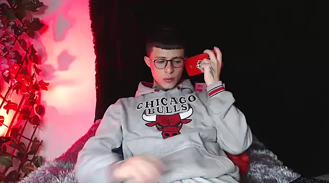 Snapshot of 7_Saturno_7 chatting on 03.19.25 7 Saturno 7 online show from 03.19.25