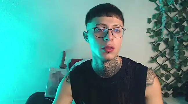 Snapshot of 7_Saturno_7 chatting on 03.22.25 7 Saturno 7 online show from 03.22.25