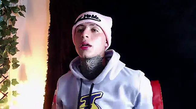 Snapshot of 7_Saturno_7 chatting on 03.23.25 7 Saturno 7 online show from 03.23.25