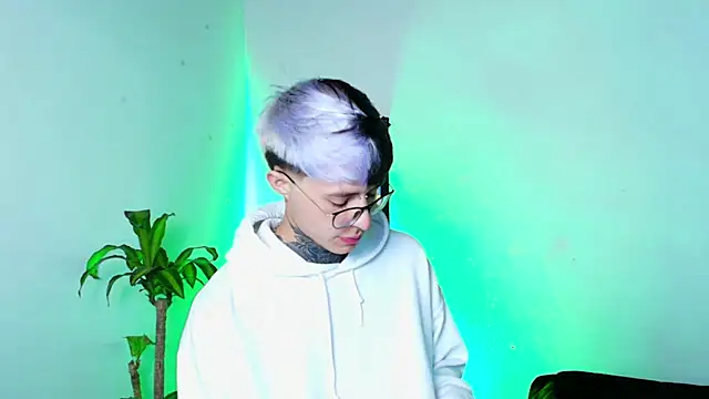 Snapshot of 7_Saturno_7 chatting on 09.10.25 7 Saturno 7 online show from 09.10.25