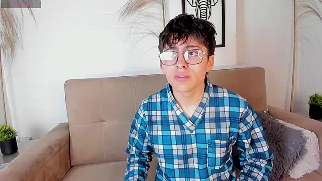 PepperTwink online show from 03.13.25