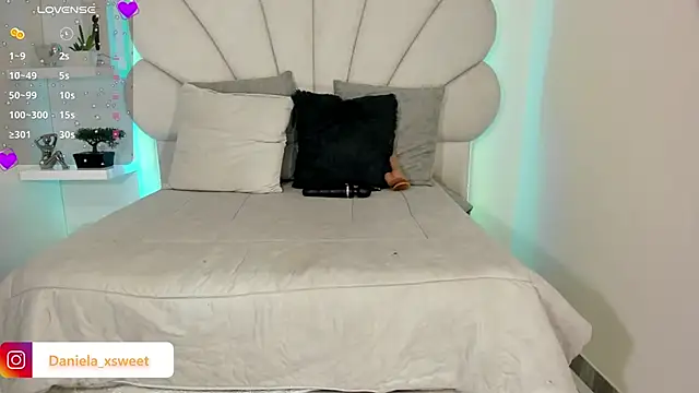 Snapshot of Danielaangelina chatting on 02.07.26 Danielaangelina online show from 02.07.26