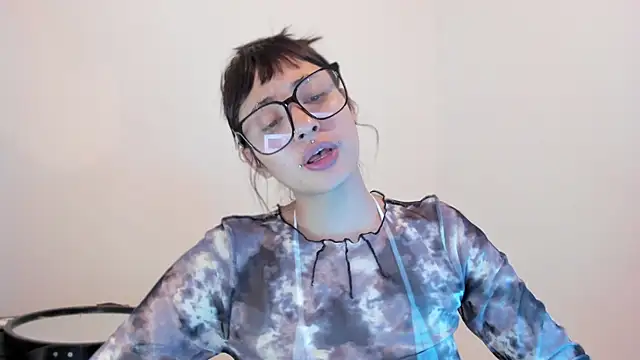 Snapshot of ggor4w33 chatting on 10.16.25 ggor4w33 online show from 10.16.25