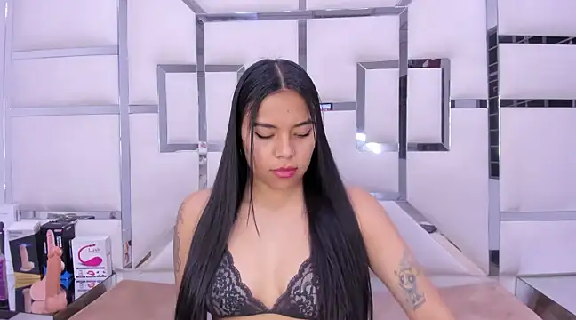 ZoeWan69 online show from 02.01.25