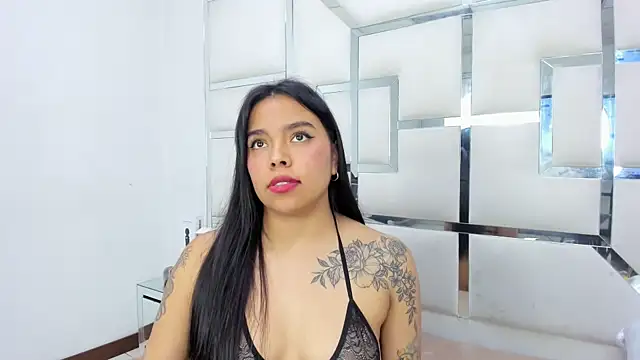 ZoeWan69 online show from 03.13.25