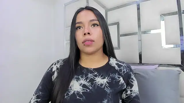 ZoeWan69 online show from 04.07.26