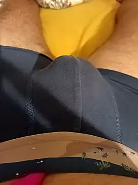 Snapshot of Dam70 chatting on 09.11.25 Dam70 online show from 09.11.25