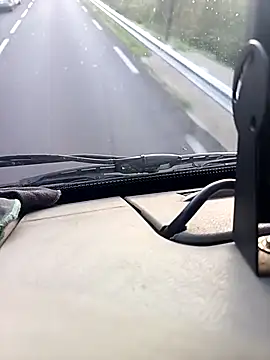 Snapshot of Dam70 chatting on 09.19.25 Dam70 online show from 09.19.25