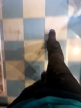 Snapshot of Dam70 chatting on 10.07.25 Dam70 online show from 10.07.25