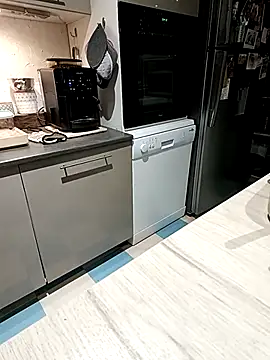 Snapshot of Dam70 chatting on 11.13.25 Dam70 online show from 11.13.25