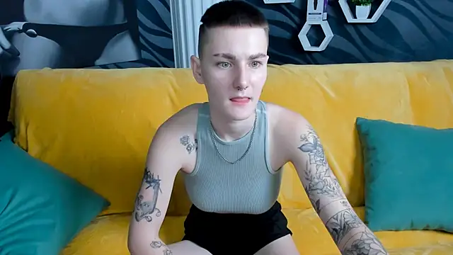 LindaBryantt online show from 02.13.25