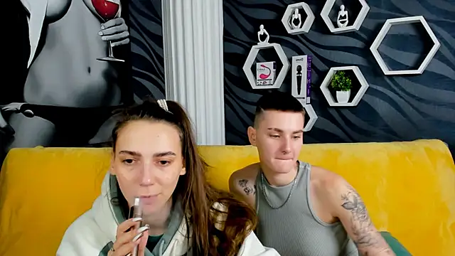 LindaBryantt online show from 02.13.25