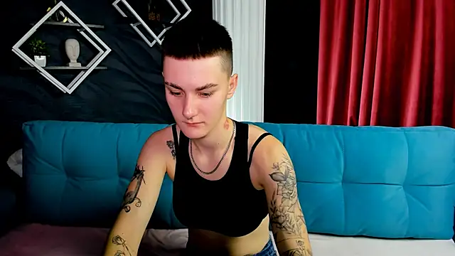 LindaBryantt online show from 02.16.25