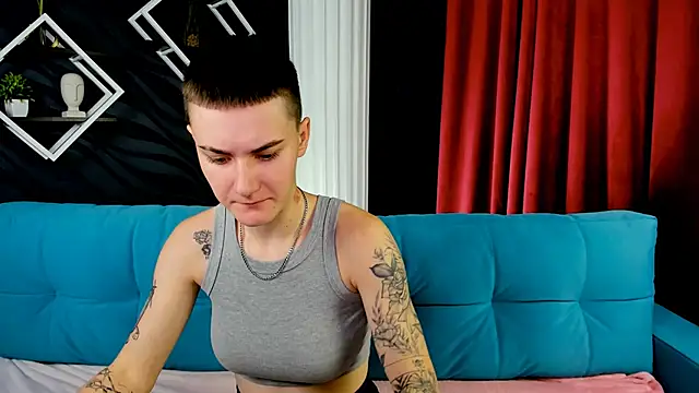 LindaBryantt online show from 02.21.25