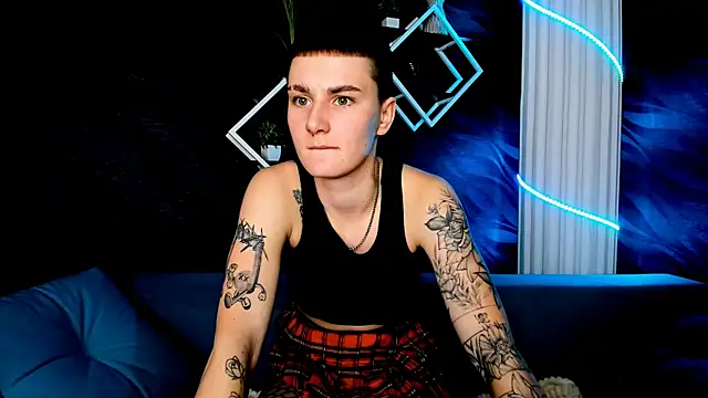 LindaBryantt online show from 03.03.25