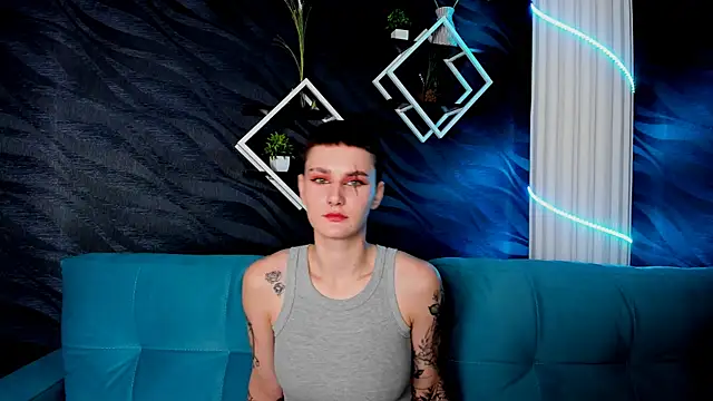 LindaBryantt online show from 03.06.25