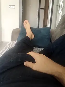 Snapshot of legolasleo chatting on 10.05.25 legolasleo online show from 10.05.25