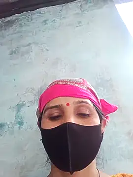 Snapshot of Sumann99 chatting on 02.15.25 Sumann99 online show from 02.15.25