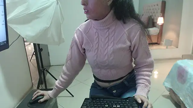 GabiKlein online show from 03.13.25