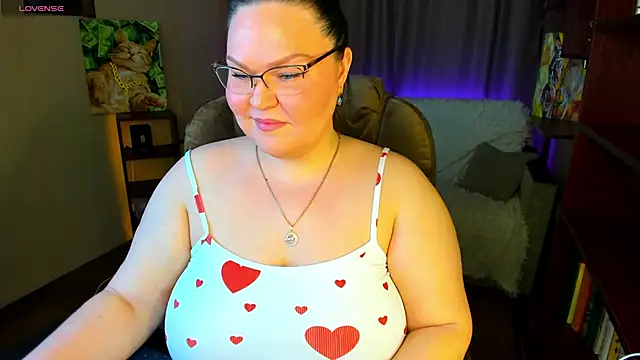 Vivien  wet online show from 03.04.26