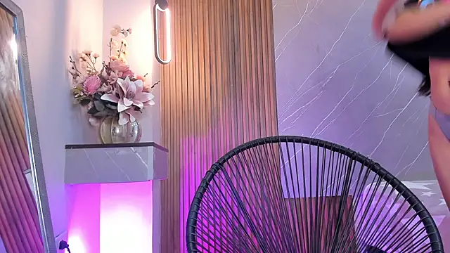 ariana jhonson1 online show from 03.12.25