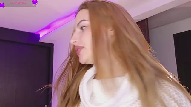 Snapshot of yourdream_6 chatting on 10.06.25 yourdream 6 online show from 10.06.25