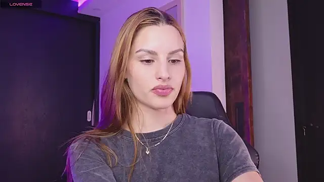 Snapshot of yourdream_6 chatting on 11.07.25 yourdream 6 online show from 11.07.25