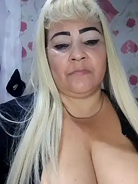 BonniAdams online show from 11.22.25