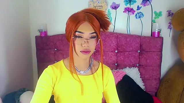 Khloe Leal online show from 03.17.25