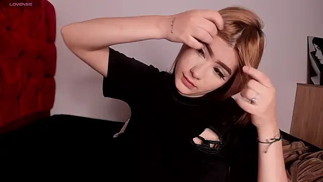 akirahattori online show from 03.26.26