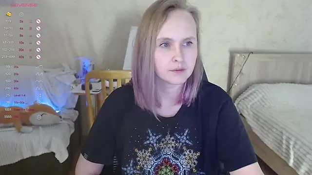 Agatha Mott online show from 10.19.25