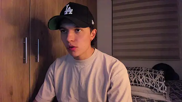 Snapshot of Mastrangelo_xxx chatting on 09.26.25 Mastrangelo xxx online show from 09.26.25