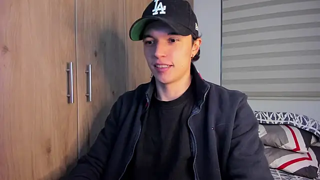 Snapshot of Mastrangelo_xxx chatting on 10.03.25 Mastrangelo xxx online show from 10.03.25