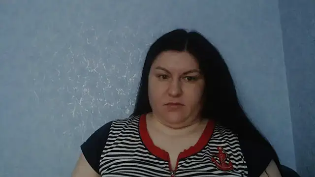 KiraSwee online show from 03.17.26