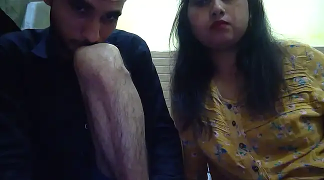 Queen Couple online show from 02.14.25