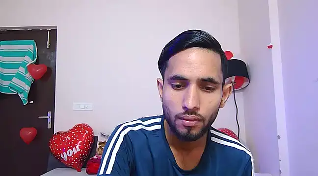 Queen Couple online show from 02.18.25