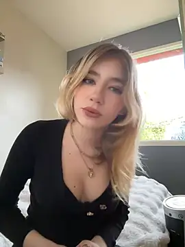 Snapshot of angeleyezlolita chatting on 02.09.25 angeleyezlolita online show from 02.09.25