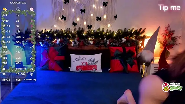 Maria Moonlight online show from 12.18.25