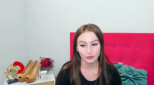 DonnaCam online show from 02.05.25