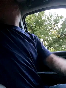 Snapshot of hintly chatting on 09.12.25 hintly online show from 09.12.25