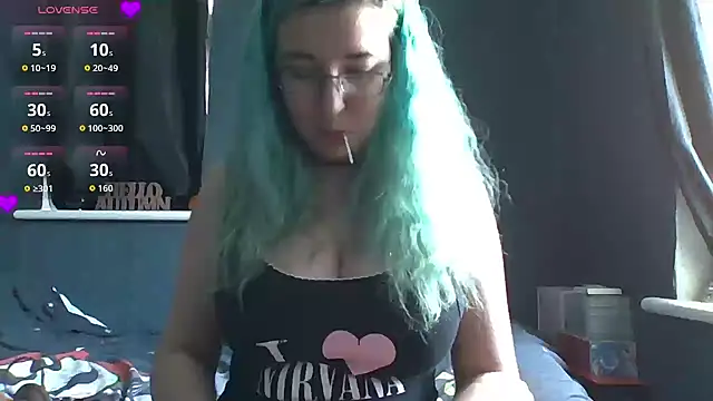 Snapshot of BunnieXO247 chatting on 10.25.25 BunnieXO247 online show from 10.25.25