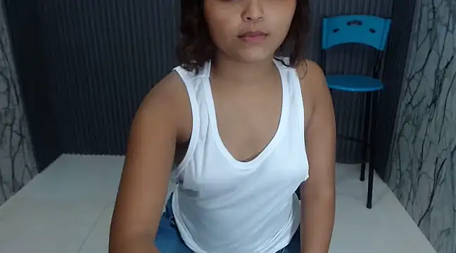 Snapshot of shabrina_xxx chatting on 03.19.25 shabrina xxx online show from 03.19.25