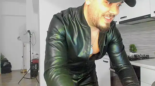 Snapshot of ZackMasterss chatting on 02.03.25 ZackMasterss online show from 02.03.25