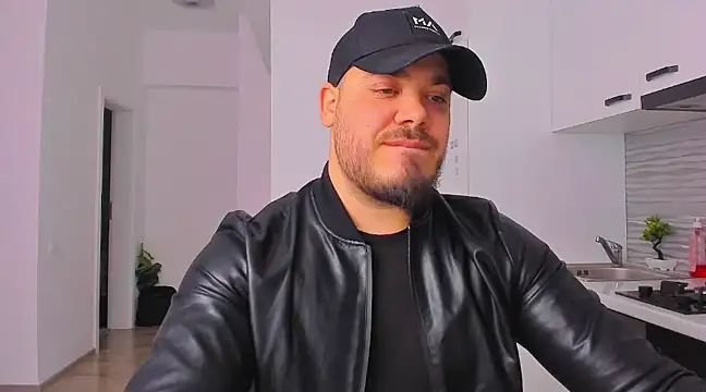 Snapshot of ZackMasterss chatting on 02.11.25 ZackMasterss online show from 02.11.25