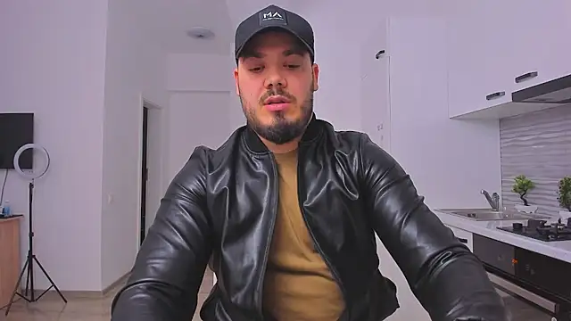 Snapshot of ZackMasterss chatting on 02.24.25 ZackMasterss online show from 02.24.25