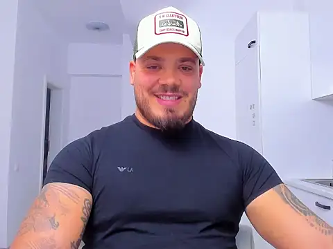 Snapshot of ZackMasterss chatting on 10.24.25 ZackMasterss online show from 10.24.25