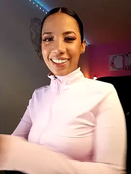 SallyWhitee online show from 03.29.26